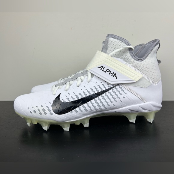 mens football cleats size 13 wide